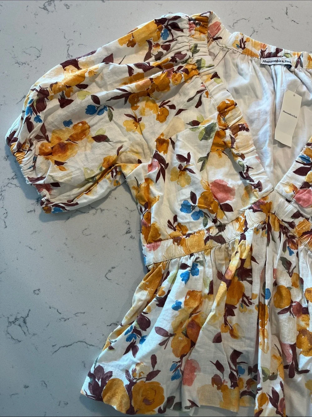 Abercrombie & Fitch Floral Puff Sleeve Top in White and Mustard